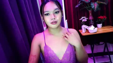 Snapshot of blacky_luna chatting on 05-19-26, 09:21 sweetyluna online show from 05-19-26, 09:21