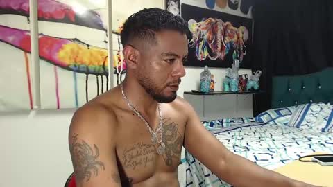 Snapshot of blade_foxx chatting on 12-27-24, 08:35 Richard online show from 12-27-24, 08:35