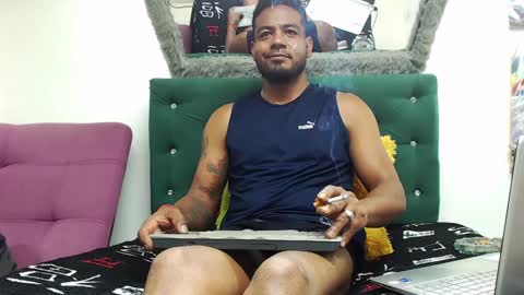 Snapshot of blade_foxx chatting on 12-28-24, 05:12 Richard online show from 12-28-24, 05:12