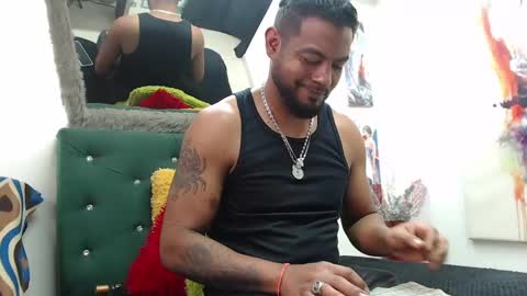 Snapshot of blade_foxx chatting on 01-02-25, 06:23 Richard online show from 01-02-25, 06:23