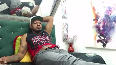 Snapshot of blade_foxx chatting on 01-05-25, 09:03 Richard online show from 01-05-25, 09:03