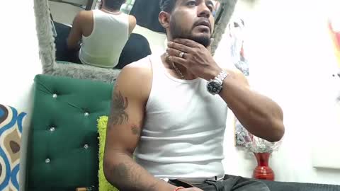 Snapshot of blade_foxx chatting on 01-15-25, 05:08 Richard online show from 01-15-25, 05:08