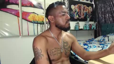 Snapshot of blade_foxx chatting on 01-31-25, 09:16 Richard online show from 01-31-25, 09:16