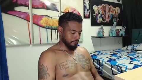 Snapshot of blade_foxx chatting on 02-04-25, 03:44 Richard online show from 02-04-25, 03:44