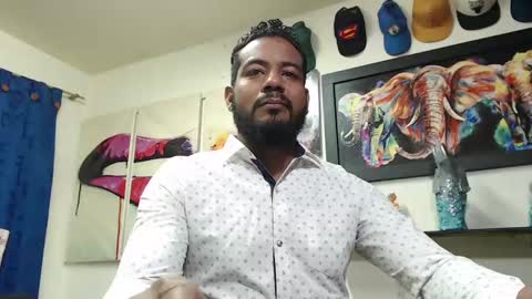 Snapshot of blade_foxx chatting on 02-20-25, 05:44 Richard online show from 02-20-25, 05:44