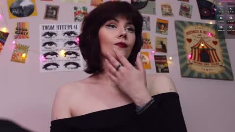 Britney online show from 04-02-26, 01:53