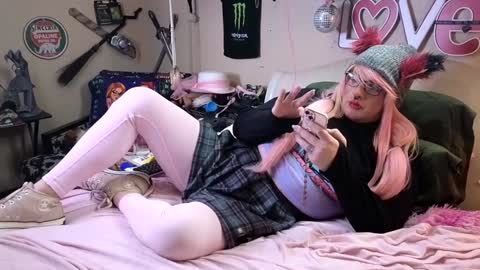 Snapshot of blakelytgirl chatting on 01-28-25, 10:23 Blakely Morningstar online show from 01-28-25, 10:23