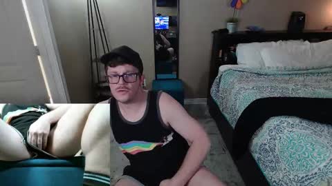 Snapshot of blakenextdoor chatting on 02-10-26, 03:10 Blake Jonson online show from 02-10-26, 03:10