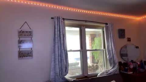 Snapshot of blaket2026 chatting on 11-10-25, 02:05 blaket2026 online show from 11-10-25, 02:05