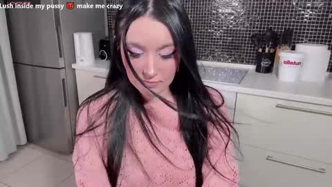 Snapshot of blancasuarez chatting on 10-07-25, 09:01 MY VIDEOS THAT WILL MAKE YOU CUM - online show from 10-07-25, 09:01