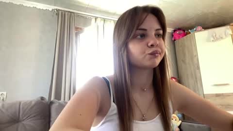 Snapshot of blanchbunt chatting on 06-30-26, 06:03 Angel online show from 06-30-26, 06:03