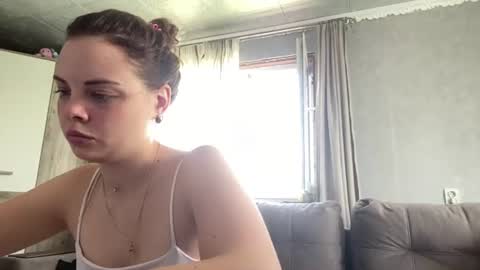 Snapshot of blanchbunt chatting on 07-08-26, 06:18 Angel online show from 07-08-26, 06:18