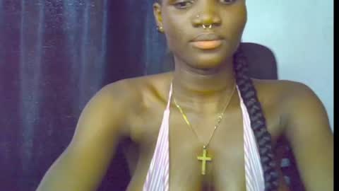 Snapshot of blaq_melanin chatting on 06-09-26, 10:27 nikky00 online show from 06-09-26, 10:27