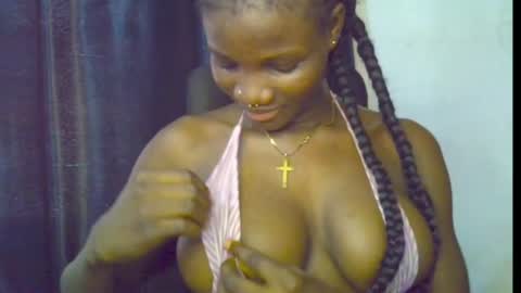 Snapshot of blaq_melanin chatting on 06-10-26, 08:35 nikky00 online show from 06-10-26, 08:35