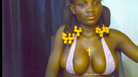 Snapshot of blaq_melanin chatting on 06-14-26, 07:27 nikky00 online show from 06-14-26, 07:27