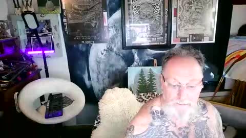 blindsurfer780299 online show from 11-06-25, 11:22