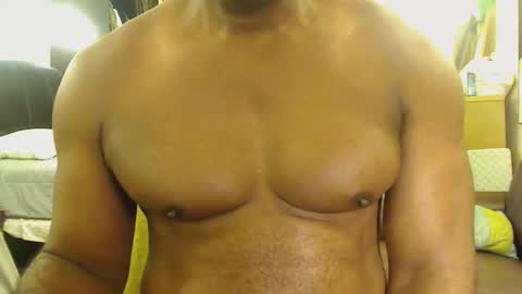 Snapshot of blkbiguncut10462 chatting on 03-07-26, 03:47 blkbiguncut10462 online show from 03-07-26, 03:47