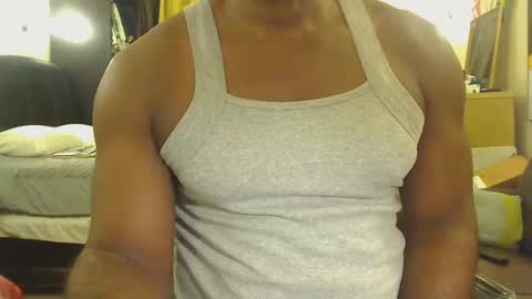 Snapshot of blkbiguncut10462 chatting on 05-24-26, 01:43 blkbiguncut10462 online show from 05-24-26, 01:43
