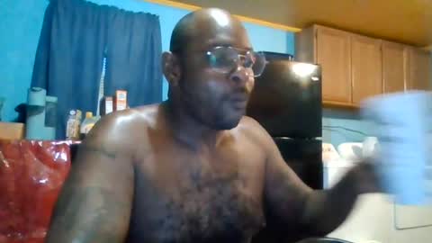 Snapshot of blkdiamonddick69 chatting on 07-09-26, 12:58 blkdiamonddick69 online show from 07-09-26, 12:58