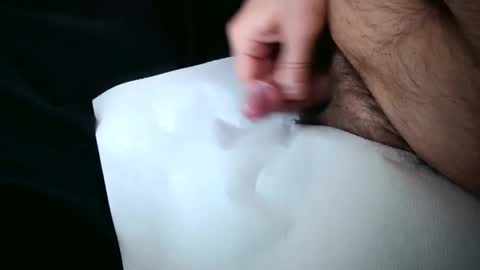 Snapshot of blomman72 chatting on 02-10-25, 01:11 blomman72 online show from 02-10-25, 01:11