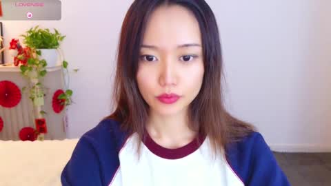 YoYo online show from 04-12-26, 03:22