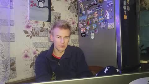 blond_boy69 online show from 01-18-26, 12:14