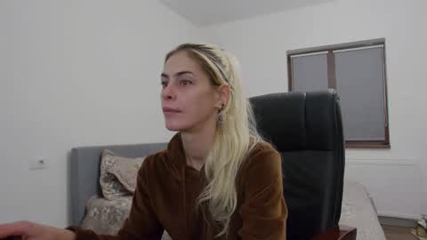 blonde4pasion online show from 12-06-24, 07:45