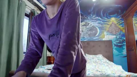 blonde4pasion online show from 11-08-25, 05:07