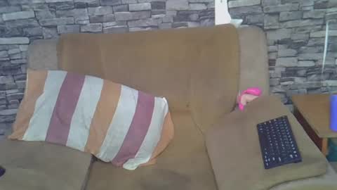 blonde_creamy online show from 06-26-26, 08:08