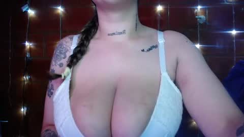 Snapshot of blonde_desire chatting on 06-20-26, 02:58 Sam online show from 06-20-26, 02:58