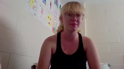 Katie online show from 09-29-25, 12:27