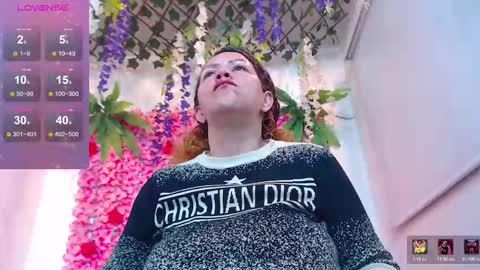 blonde_squirt_ online show from 02-12-26, 09:48