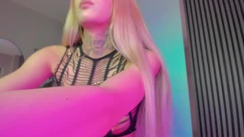 blondie_muller online show from 02-17-25, 04:59