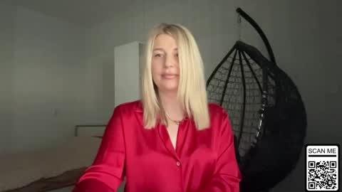 blondie_xoxoxo online show from 06-01-26, 07:43