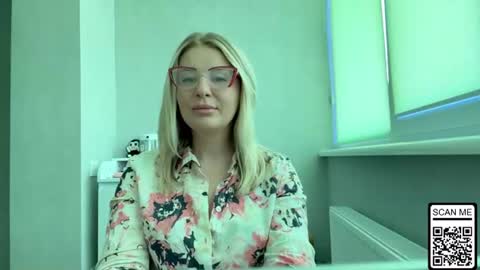Snapshot of blondie_xoxoxo chatting on 07-14-26, 09:36 blondie_xoxoxo online show from 07-14-26, 09:36