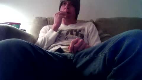 Snapshot of blondieblu89 chatting on 01-05-25, 08:00 First Time College Boy online show from 01-05-25, 08:00