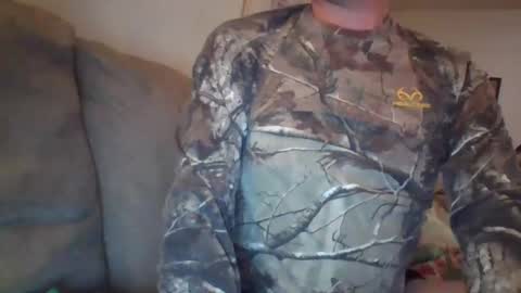 Snapshot of blondieblu89 chatting on 01-08-25, 07:24 First Time College Boy online show from 01-08-25, 07:24