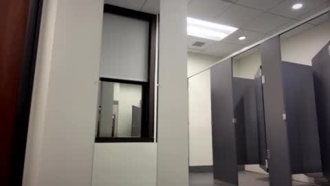 Snapshot of blondieblu89 chatting on 01-10-25, 03:39 First Time College Boy online show from 01-10-25, 03:39