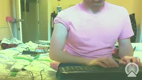 Snapshot of blondieblu89 chatting on 02-16-25, 10:32 First Time College Boy online show from 02-16-25, 10:32