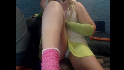 Snapshot of blontsex chatting on 02-22-26, 11:14 Blontsex online show from 02-22-26, 11:14