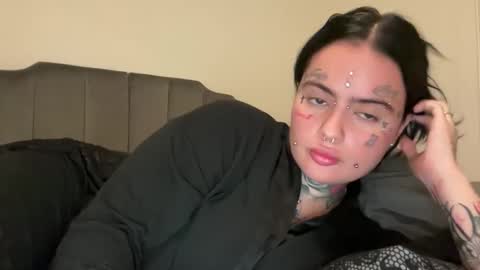 cuban online show from 11-17-25, 01:55