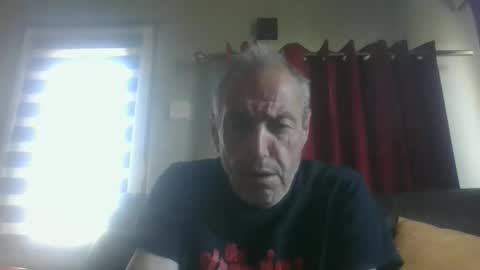 Snapshot of bloody52 chatting on 04-19-26, 08:24 bloody52 online show from 04-19-26, 08:24