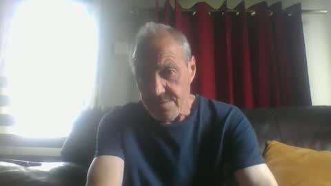Snapshot of bloody52 chatting on 05-07-26, 10:42 bloody52 online show from 05-07-26, 10:42
