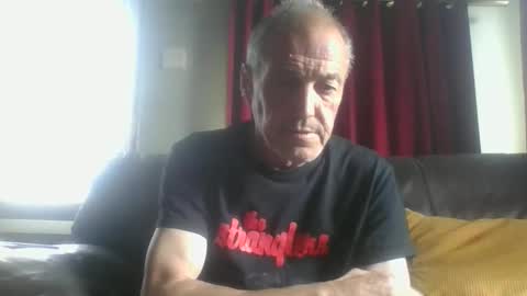 Snapshot of bloody52 chatting on 05-18-26, 08:53 bloody52 online show from 05-18-26, 08:53