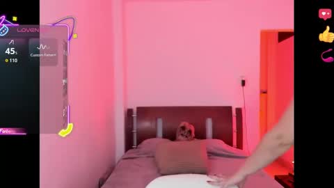 Snapshot of bloody_mary84 chatting on 09-23-25, 07:50 Nathalia online show from 09-23-25, 07:50