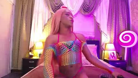 Snapshot of bloom_bbc chatting on 01-13-26, 04:07 bloom_bbc online show from 01-13-26, 04:07