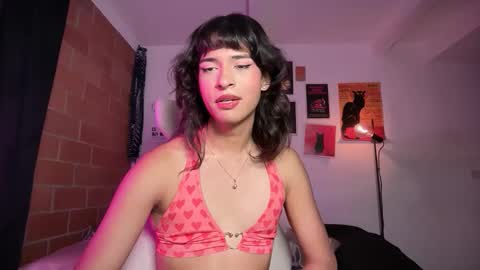 Bella Bloom ts online show from 03-26-26, 01:11