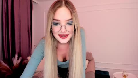 Sophia online show from 01-23-25, 08:56