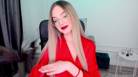 Sophia online show from 02-03-25, 08:03