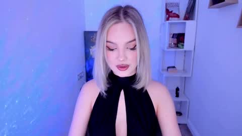 Sophia online show from 03-03-25, 07:49